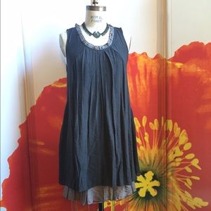 COPY - Sleeveless dress with ruffle hem
